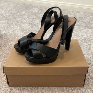 Steve Madden Andrea Platform Heel